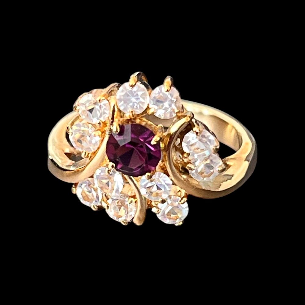 Vintage 1980s Crystal Cluster Ring Purple Center Gold Plate Original Stock - 4V